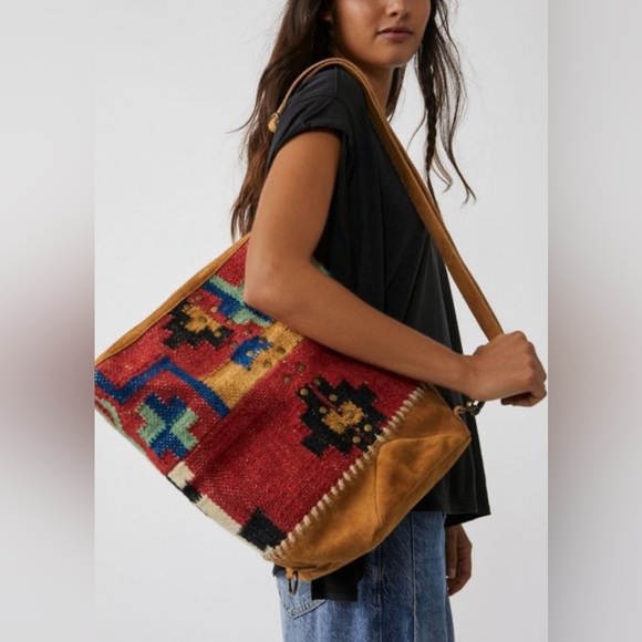NWT Free People Heat Wave Sling Bag Warm Meadow - Picture 13 of 16